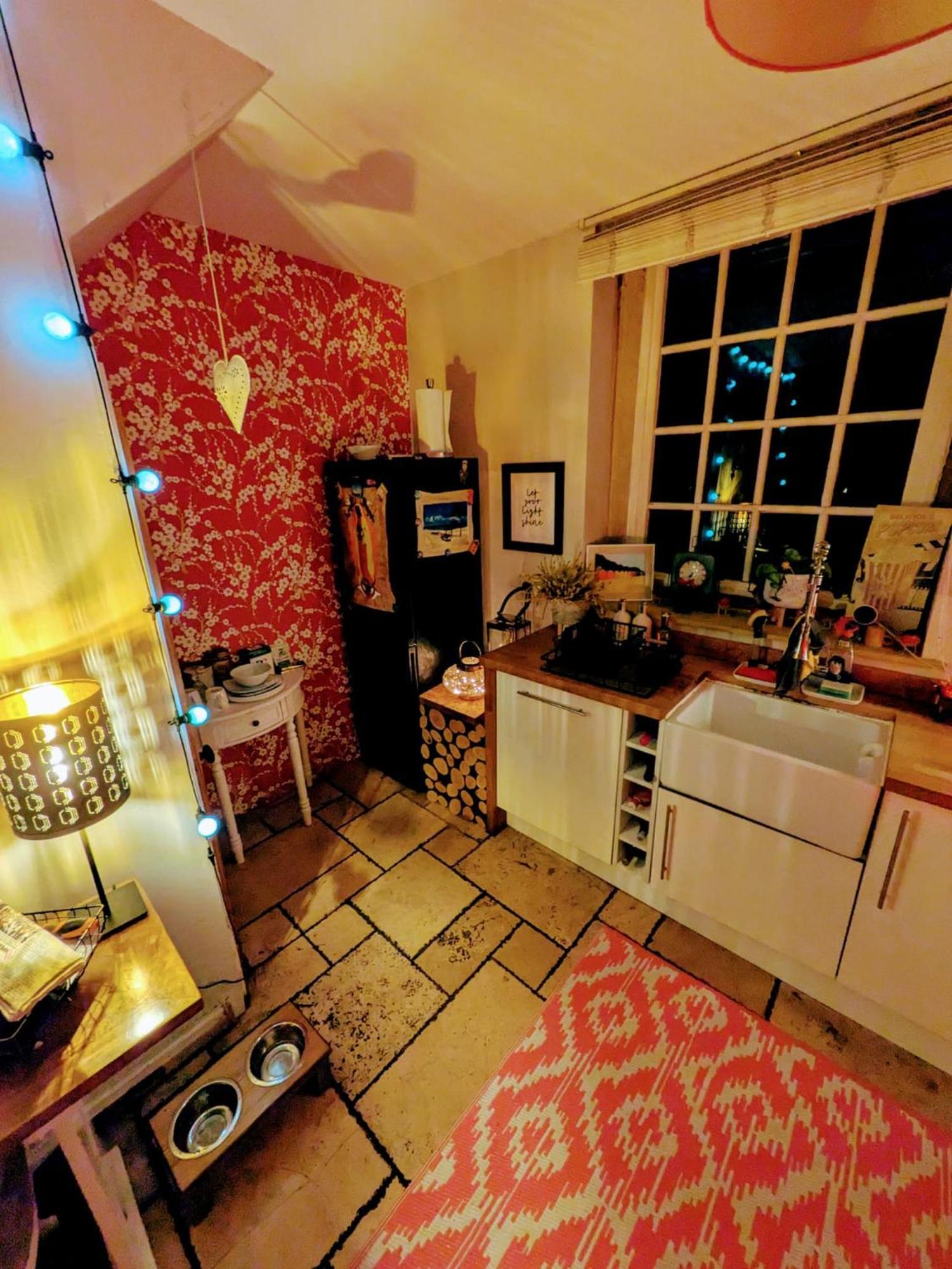 The Little House Apartment Bradford  Exterior photo